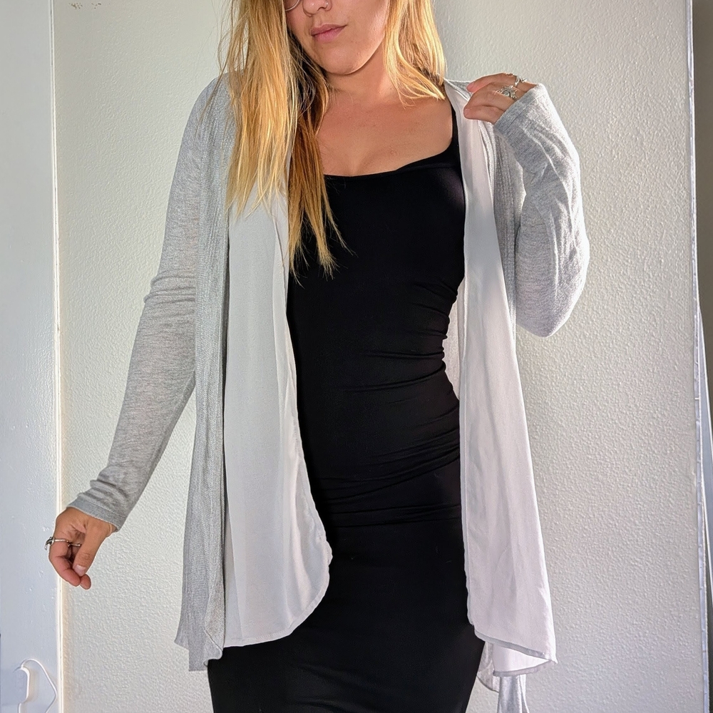 Simply Vera Vera Wang Light Gray Women's Cardigan